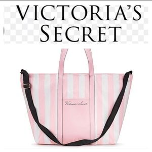 NWT Victoria’s Secret Tote with shoulder strap